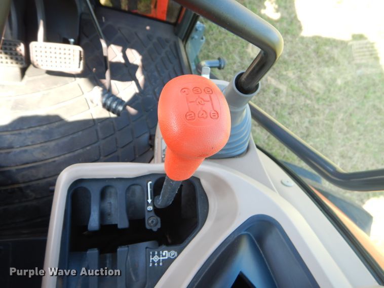 image for item FC9958 Kubota M7060 tractor