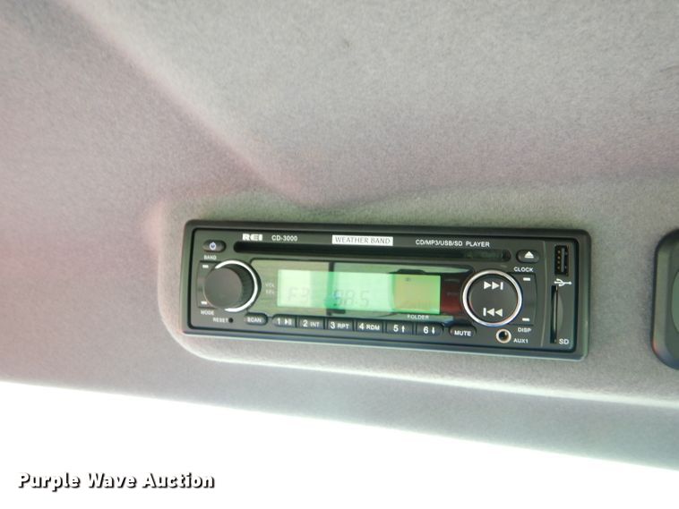 image for item FC9958 Kubota M7060 tractor