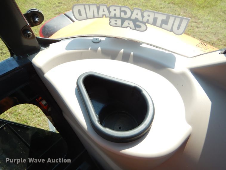 image for item FC9958 Kubota M7060 tractor