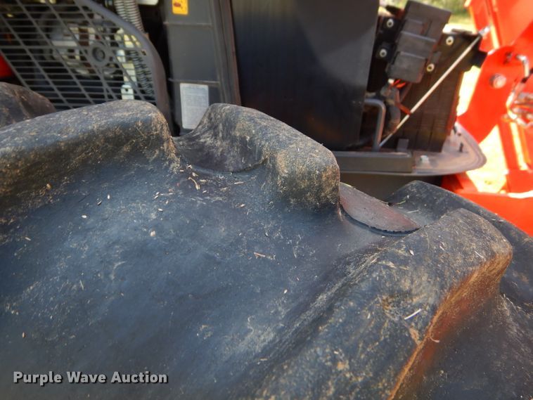 image for item FC9958 Kubota M7060 tractor