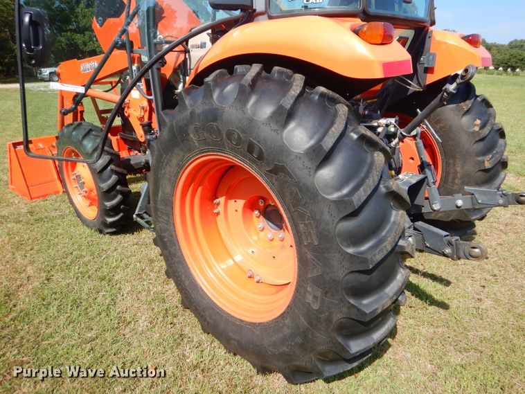 image for item FC9958 Kubota M7060 tractor