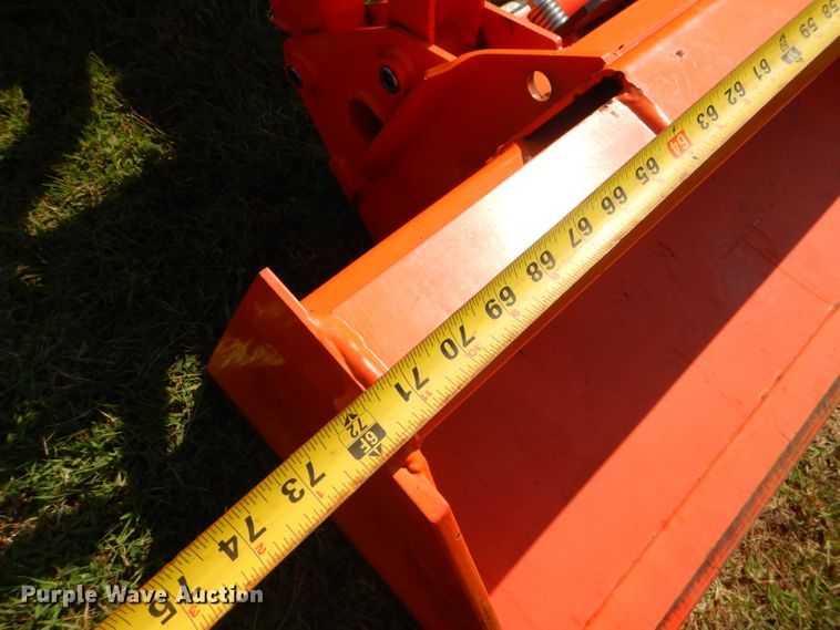 image for item FC9958 Kubota M7060 tractor