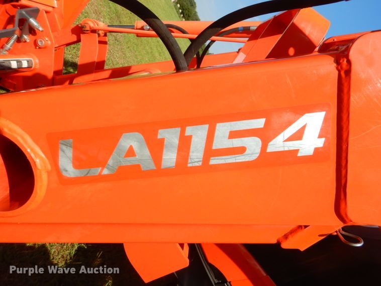 image for item FC9958 Kubota M7060 tractor