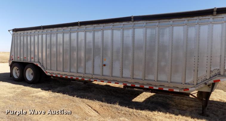 image for item FH9033 1984 Corn Husker 800 double hopper bottom grain trailer