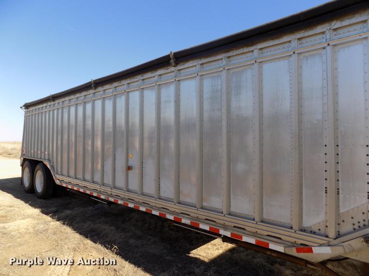 image for item FH9033 1984 Corn Husker 800 double hopper bottom grain trailer