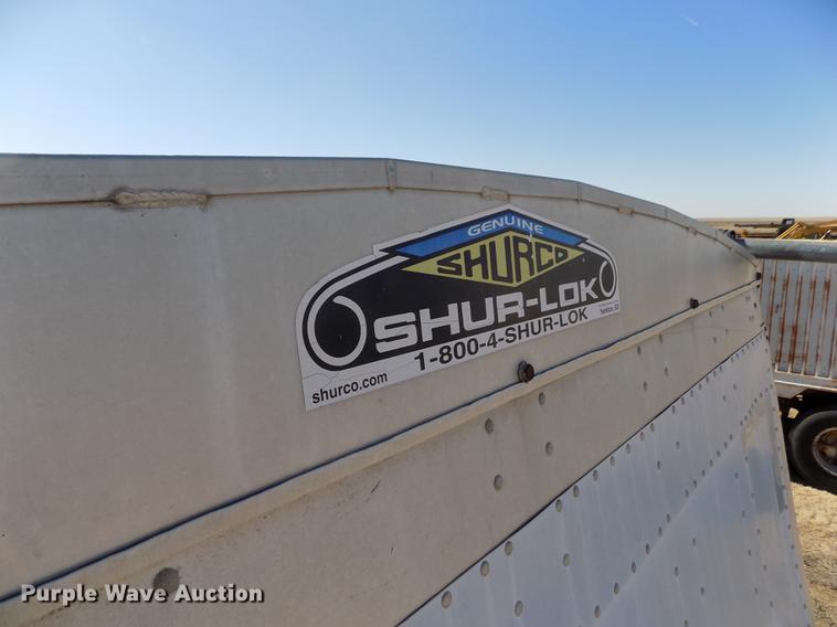 image for item FH9033 1984 Corn Husker 800 double hopper bottom grain trailer