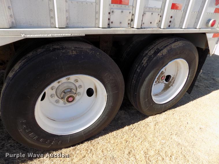 image for item FH9033 1984 Corn Husker 800 double hopper bottom grain trailer