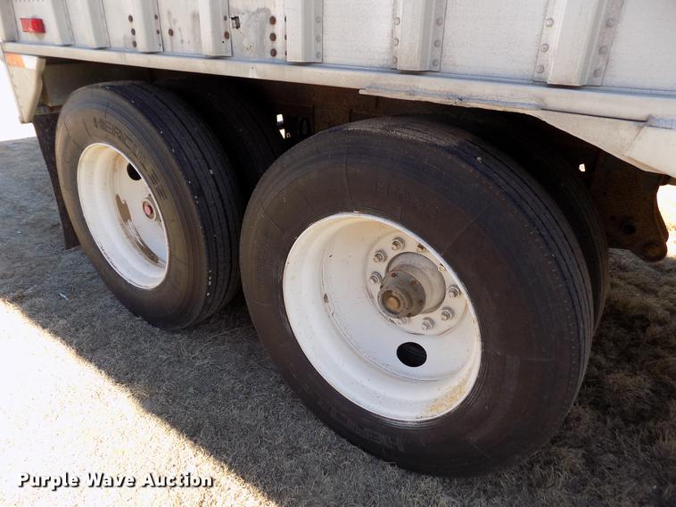 image for item FH9033 1984 Corn Husker 800 double hopper bottom grain trailer