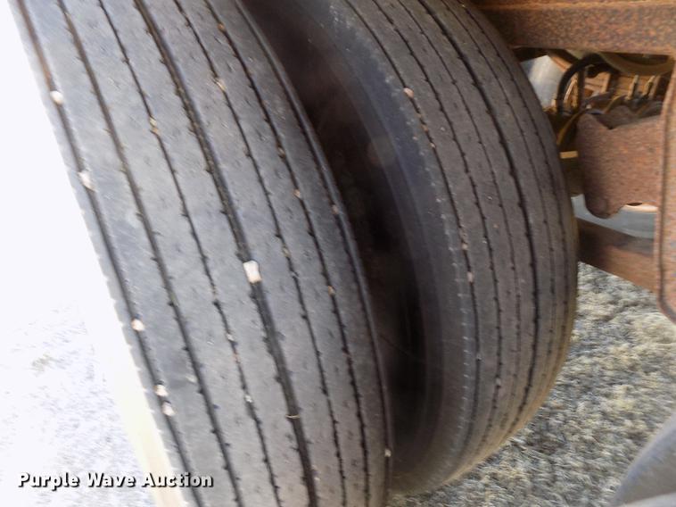 image for item FH9033 1984 Corn Husker 800 double hopper bottom grain trailer