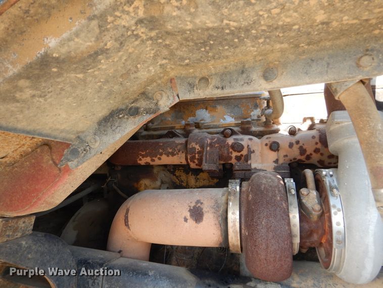 image for item FU9491 1977 Ford 9000 applicator truck