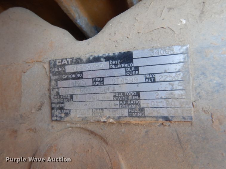 image for item FU9491 1977 Ford 9000 applicator truck