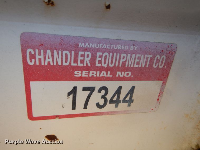 image for item FU9491 1977 Ford 9000 applicator truck