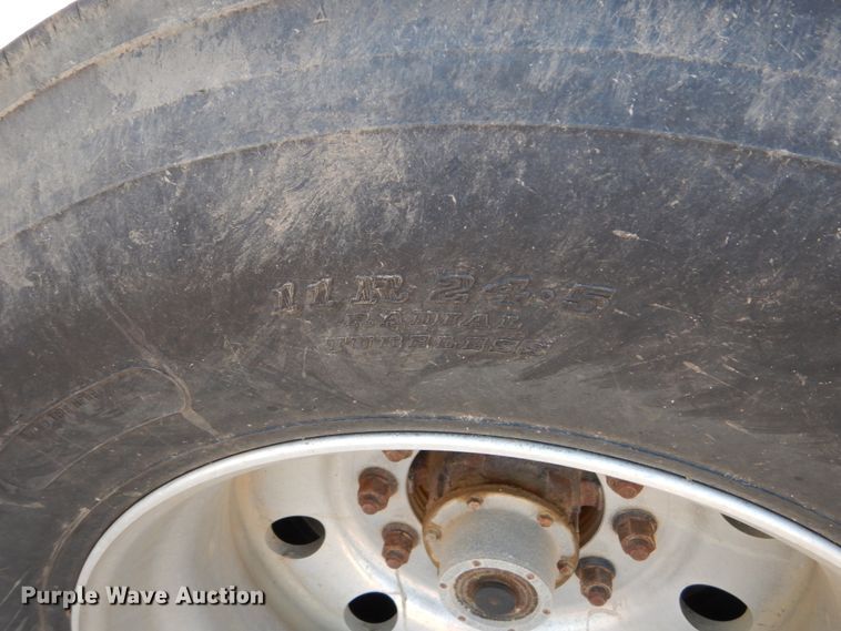 image for item FU9493 2010 Timpte double hopper bottom grain trailer