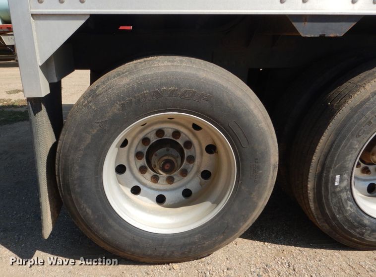 image for item FU9493 2010 Timpte double hopper bottom grain trailer