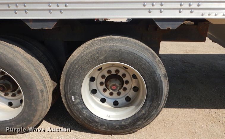 image for item FU9493 2010 Timpte double hopper bottom grain trailer