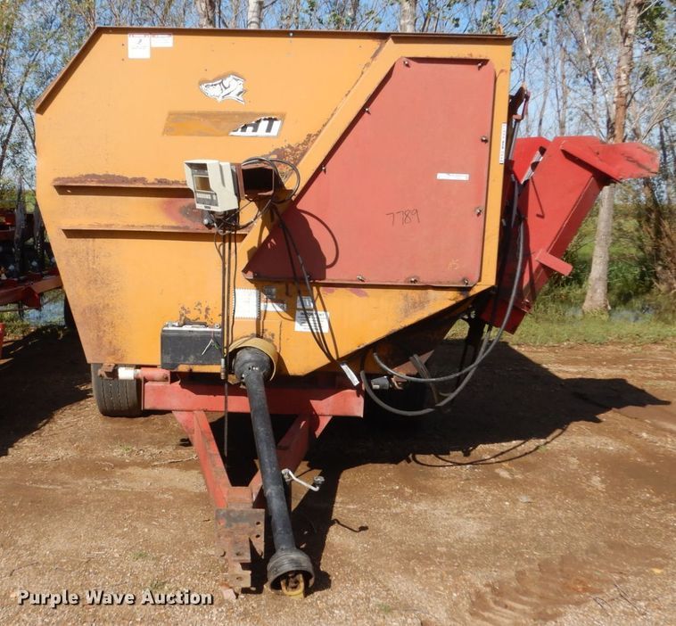 image for item FU9510 Reel Auggie 2375 feed mixer