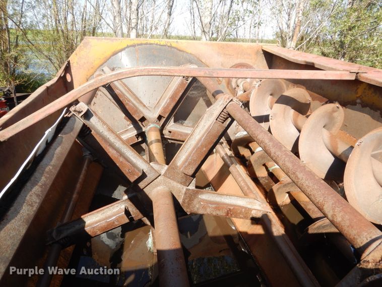 image for item FU9510 Reel Auggie 2375 feed mixer