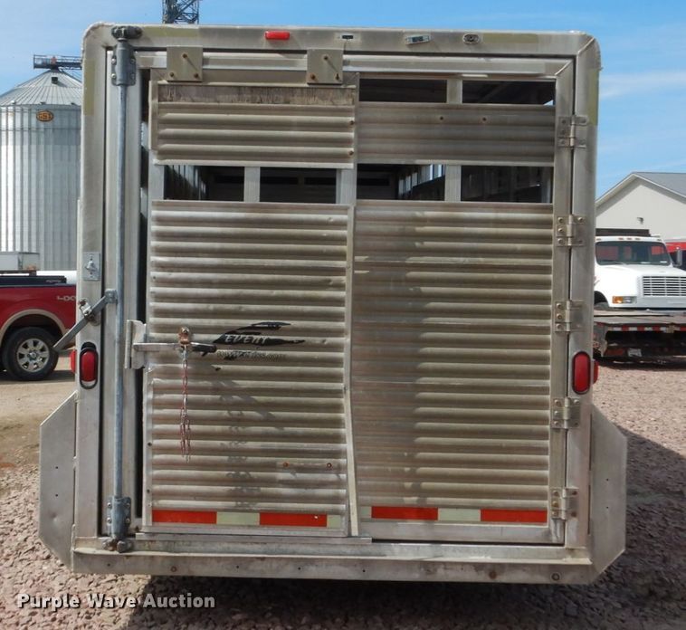 image for item FU9513 2003 Exiss GN-724-T livestock trailer