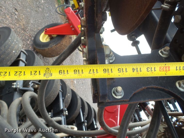 image for item GC9027 2013 Sunflower 9830 air seeder