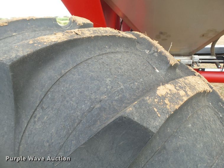 image for item GC9027 2013 Sunflower 9830 air seeder