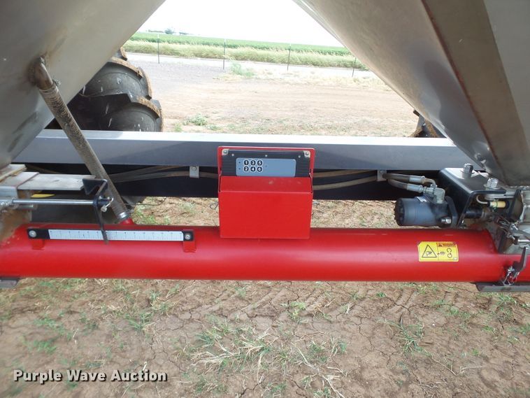 image for item GC9027 2013 Sunflower 9830 air seeder