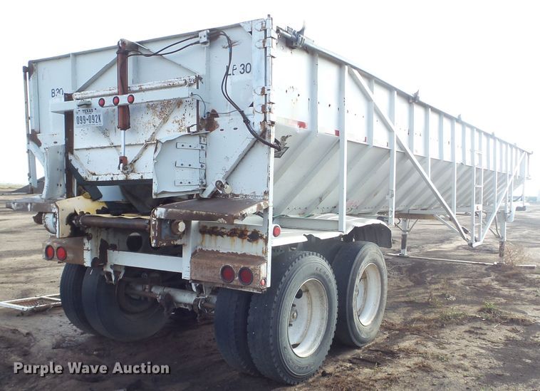 image for item GC9035 2000 Trinity Eagle Bridge live bottom trailer