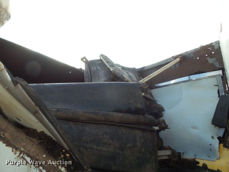 image for item GC9035 2000 Trinity Eagle Bridge live bottom trailer