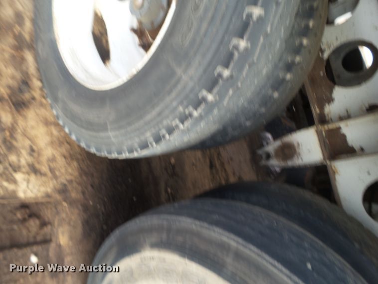 image for item GC9035 2000 Trinity Eagle Bridge live bottom trailer