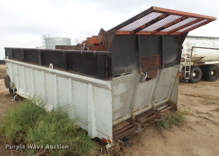 image for item GC9037 2000 Mohrlang manure spreader bed