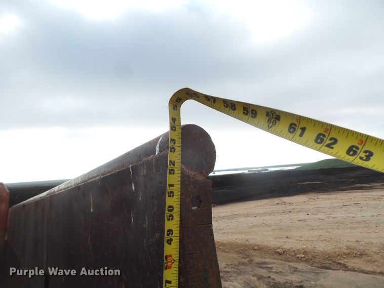 image for item GC9037 2000 Mohrlang manure spreader bed