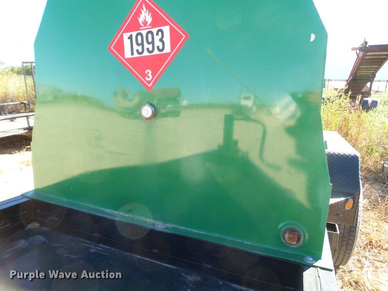 image for item GC9049 2018 East Texas fuel tank trailer