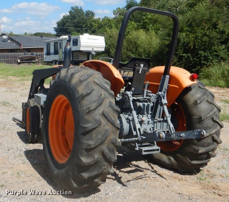 image for item GC9540 1995 Kubota M7030SU tractor