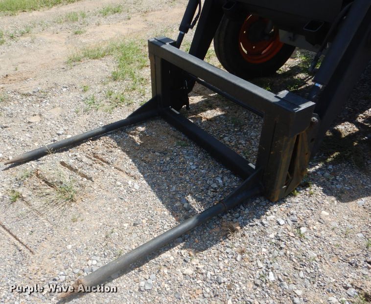 image for item GC9540 1995 Kubota M7030SU tractor