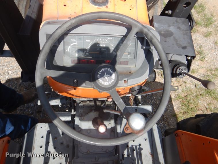 image for item GC9540 1995 Kubota M7030SU tractor