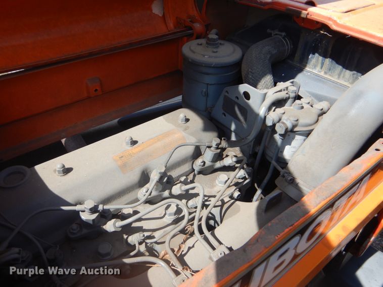 image for item GC9540 1995 Kubota M7030SU tractor