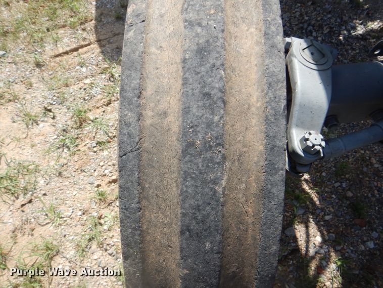 image for item GC9540 1995 Kubota M7030SU tractor