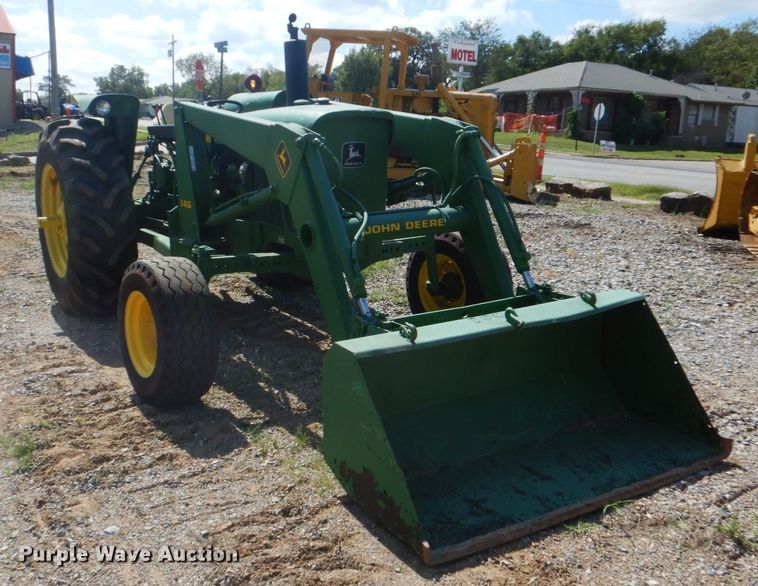 image for item GC9541 1974 John Deere 2630 tractor