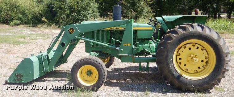 image for item GC9541 1974 John Deere 2630 tractor