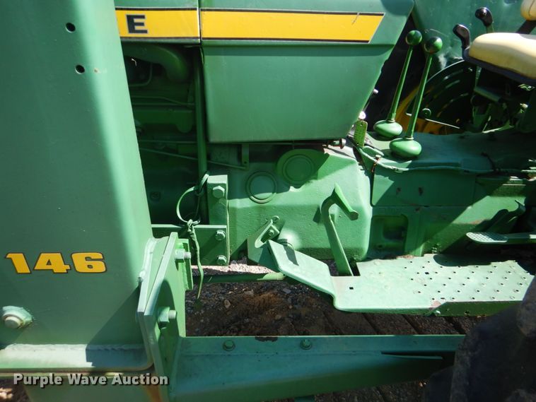 image for item GC9541 1974 John Deere 2630 tractor