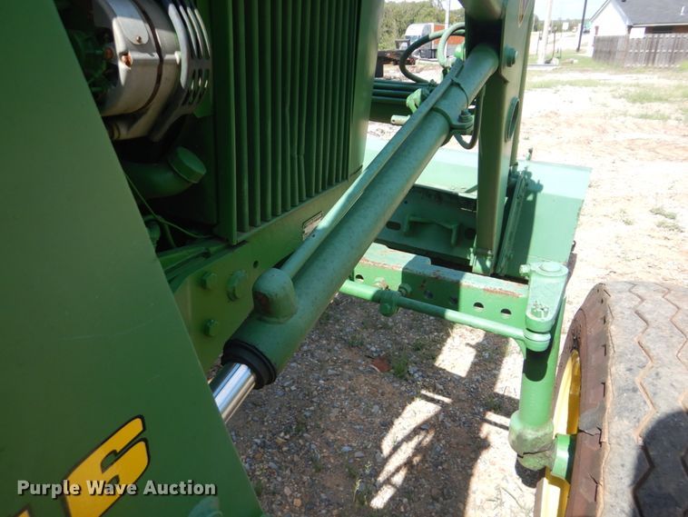 image for item GC9541 1974 John Deere 2630 tractor