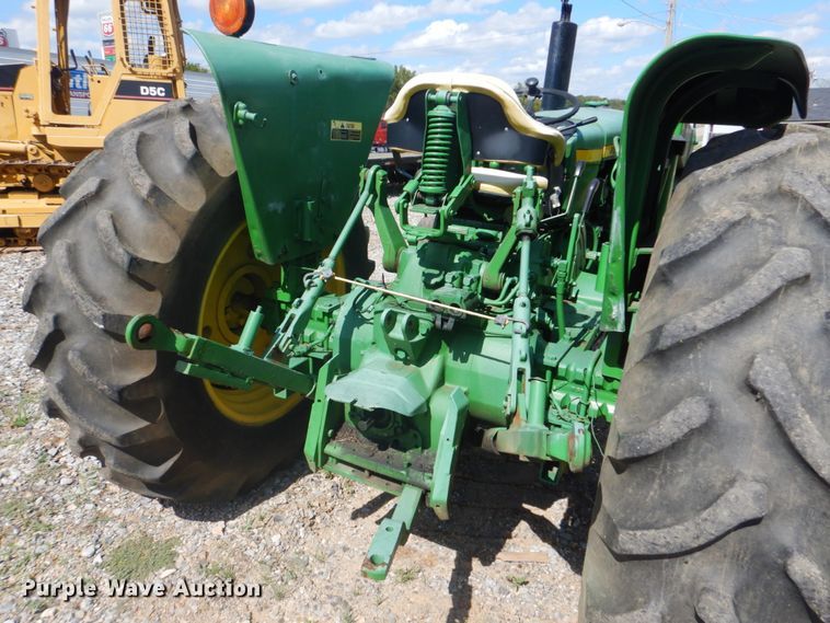 image for item GC9541 1974 John Deere 2630 tractor