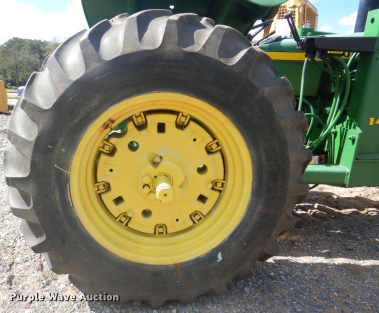 image for item GC9541 1974 John Deere 2630 tractor