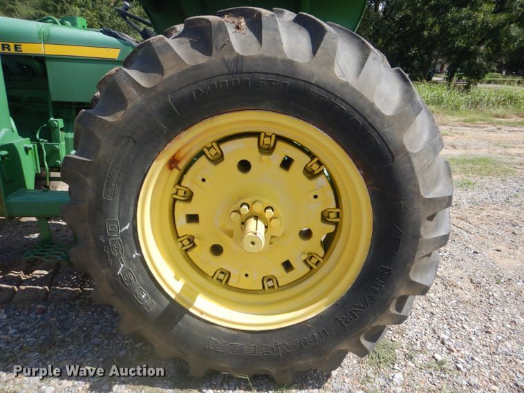 image for item GC9541 1974 John Deere 2630 tractor