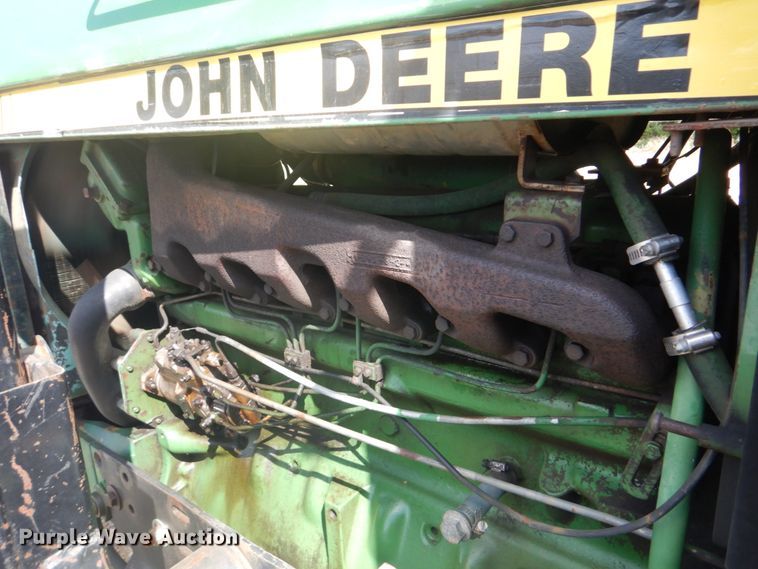 image for item GC9542 1980 John Deere 2940 tractor
