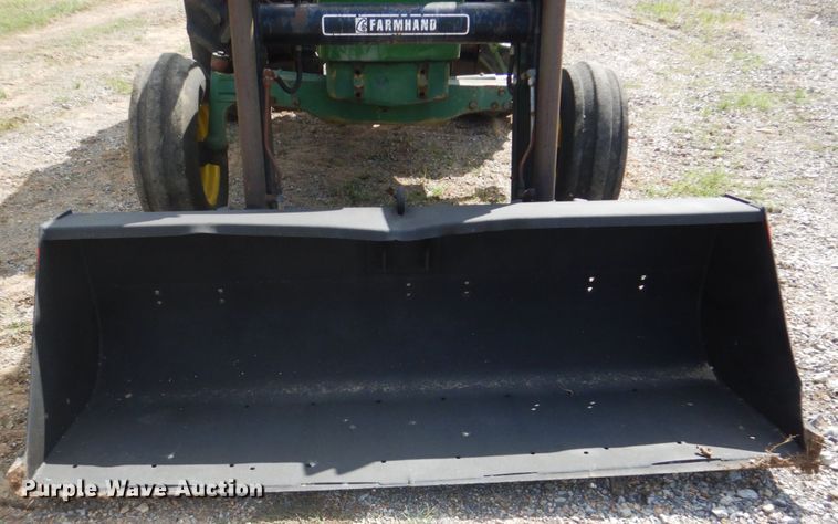 image for item GC9542 1980 John Deere 2940 tractor