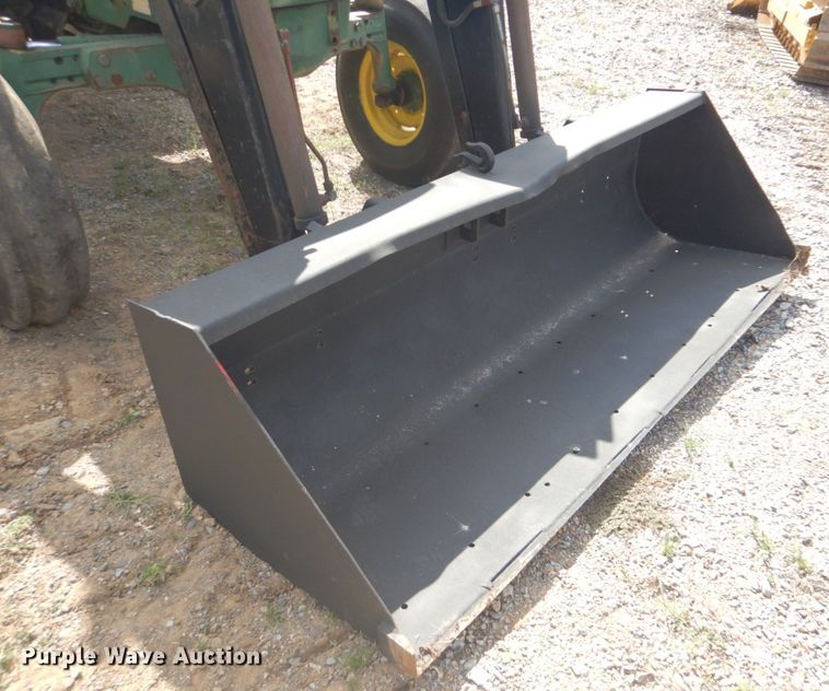 image for item GC9542 1980 John Deere 2940 tractor