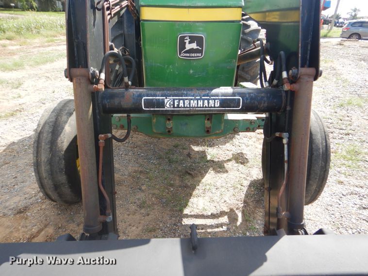 image for item GC9542 1980 John Deere 2940 tractor