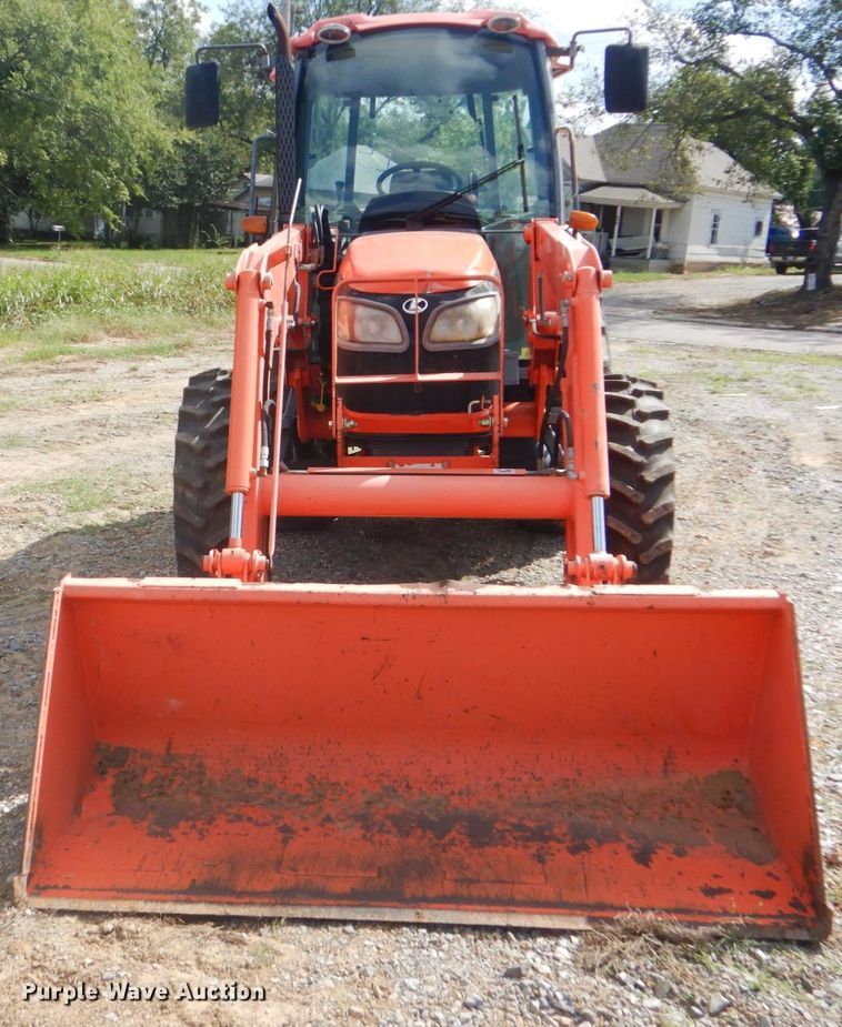 image for item GC9543 2006 Kubota M7040 MFWD tractor