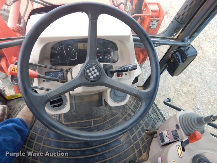 image for item GC9543 2006 Kubota M7040 MFWD tractor