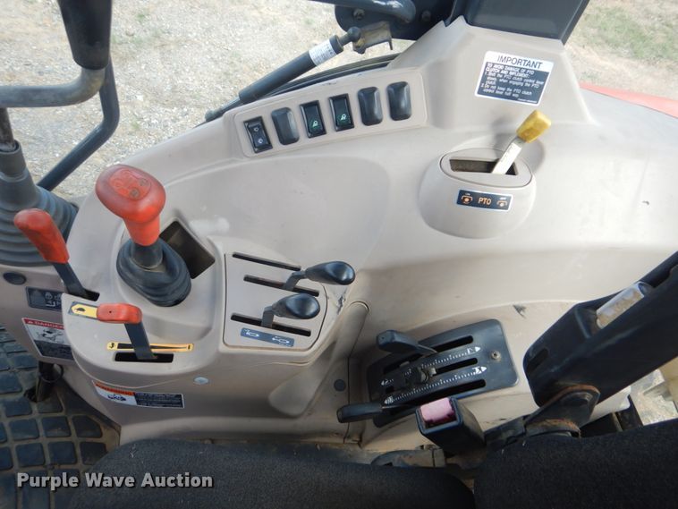 image for item GC9543 2006 Kubota M7040 MFWD tractor